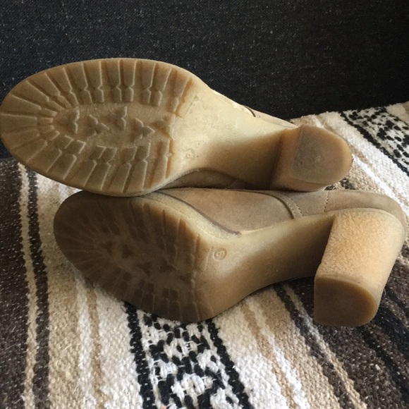 J. Crew Tan Heeled Boots - Picture 5 of 6